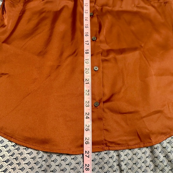 NWT Rust satin stretch blouse by Banana Republic - Size L Petite - Picture 4 of 10